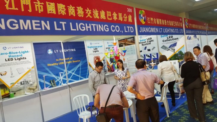 LT Lighting showcased new products at the EXPOCOMER 2016